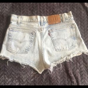 Levi’s cutoff shorts